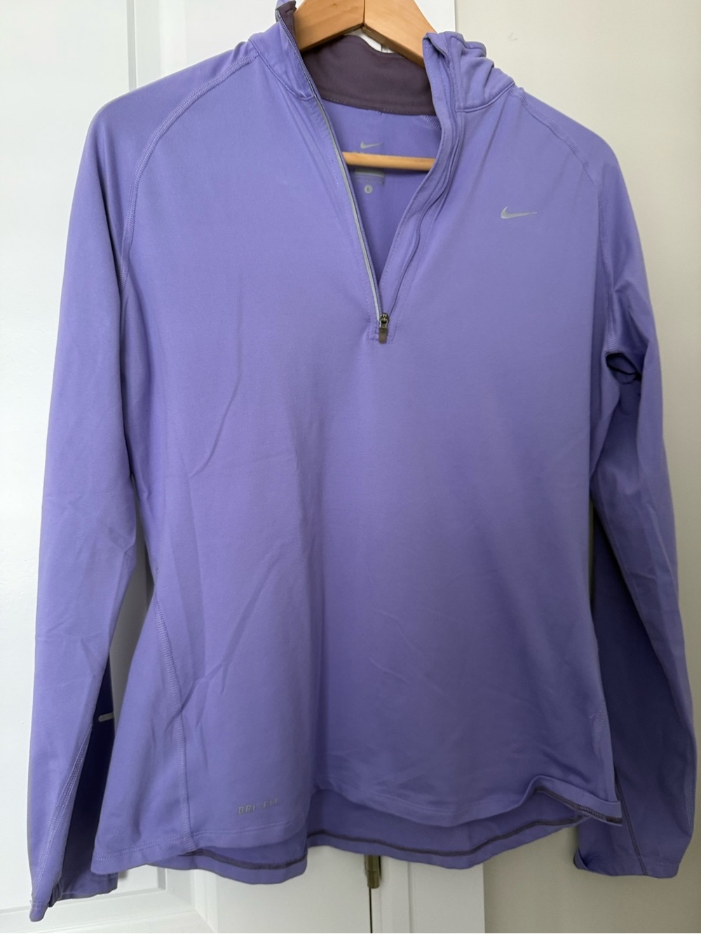 Nike ladies lavender Dri-FIT 1/4 Zip Hooded Performance Sweater size L